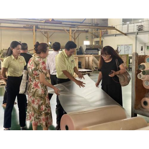 Thách thức Vĩ mô và Hệ lụy cho Doanh nghiệp Việt Nam